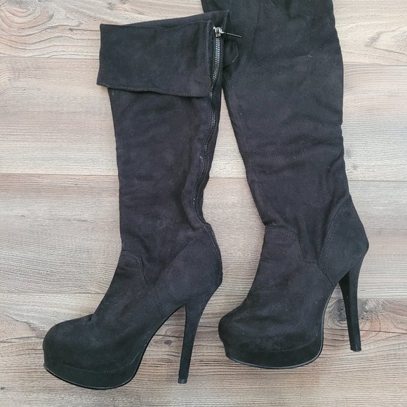 Kim Kardashian Over the Knee Boots, Manhattan, Black, Size 6  Kardashian Over the Knee Manhattan Boots